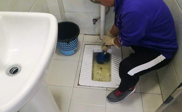 阿拉善左疏通蹲坑